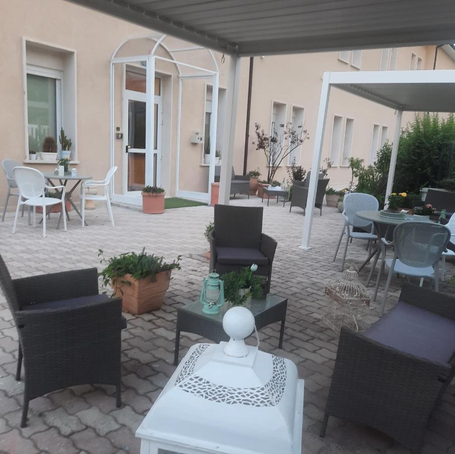 Hotel Porta Rivera LʼAquila Eksteriør bilde