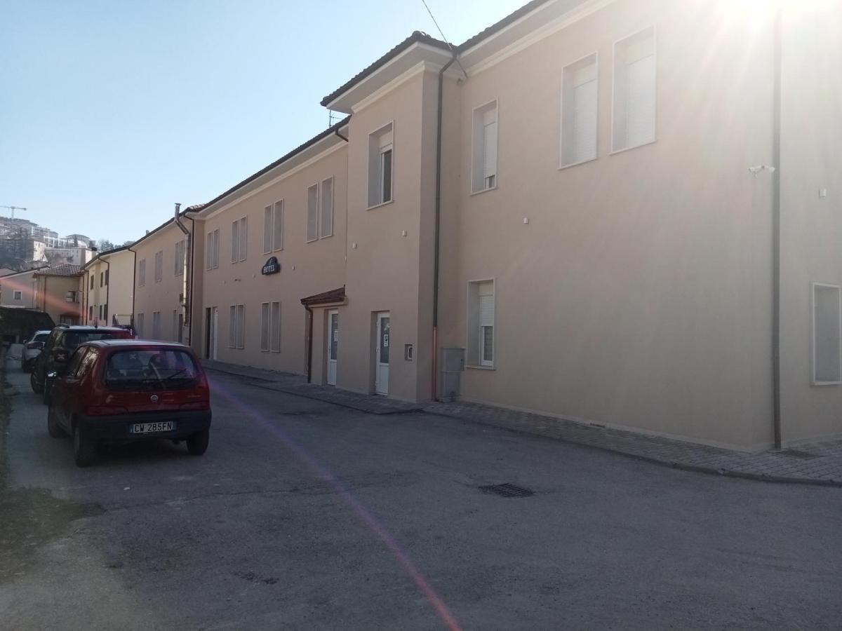 Hotel Porta Rivera LʼAquila Eksteriør bilde