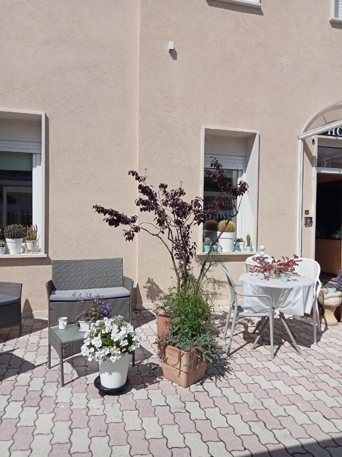 Hotel Porta Rivera LʼAquila Eksteriør bilde