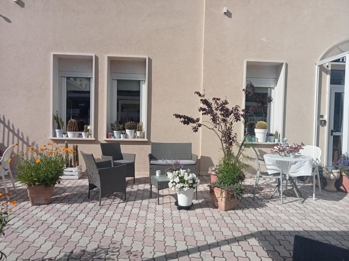 Hotel Porta Rivera LʼAquila Eksteriør bilde