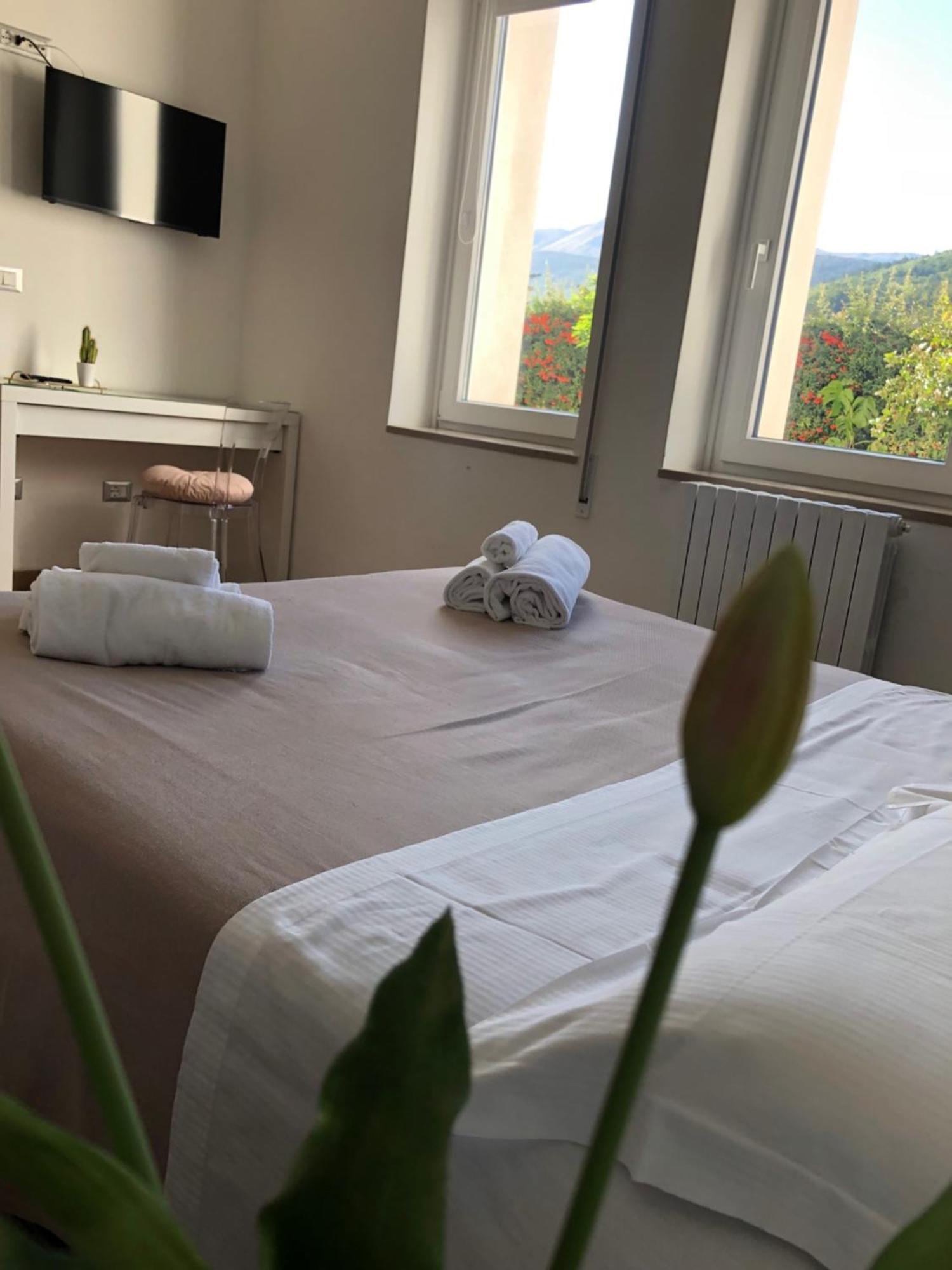 Hotel Porta Rivera LʼAquila Eksteriør bilde
